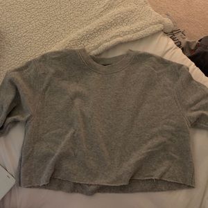 Forever 21 cropped long sleeve/sweatshirt